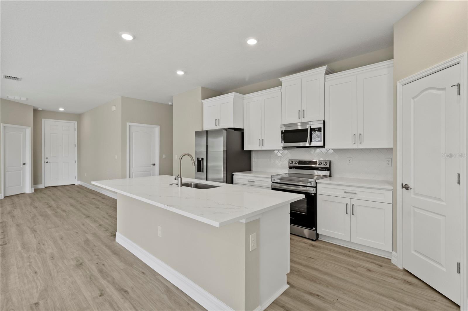 LEESBURG ARBORS LAKE HARRIS - Residential