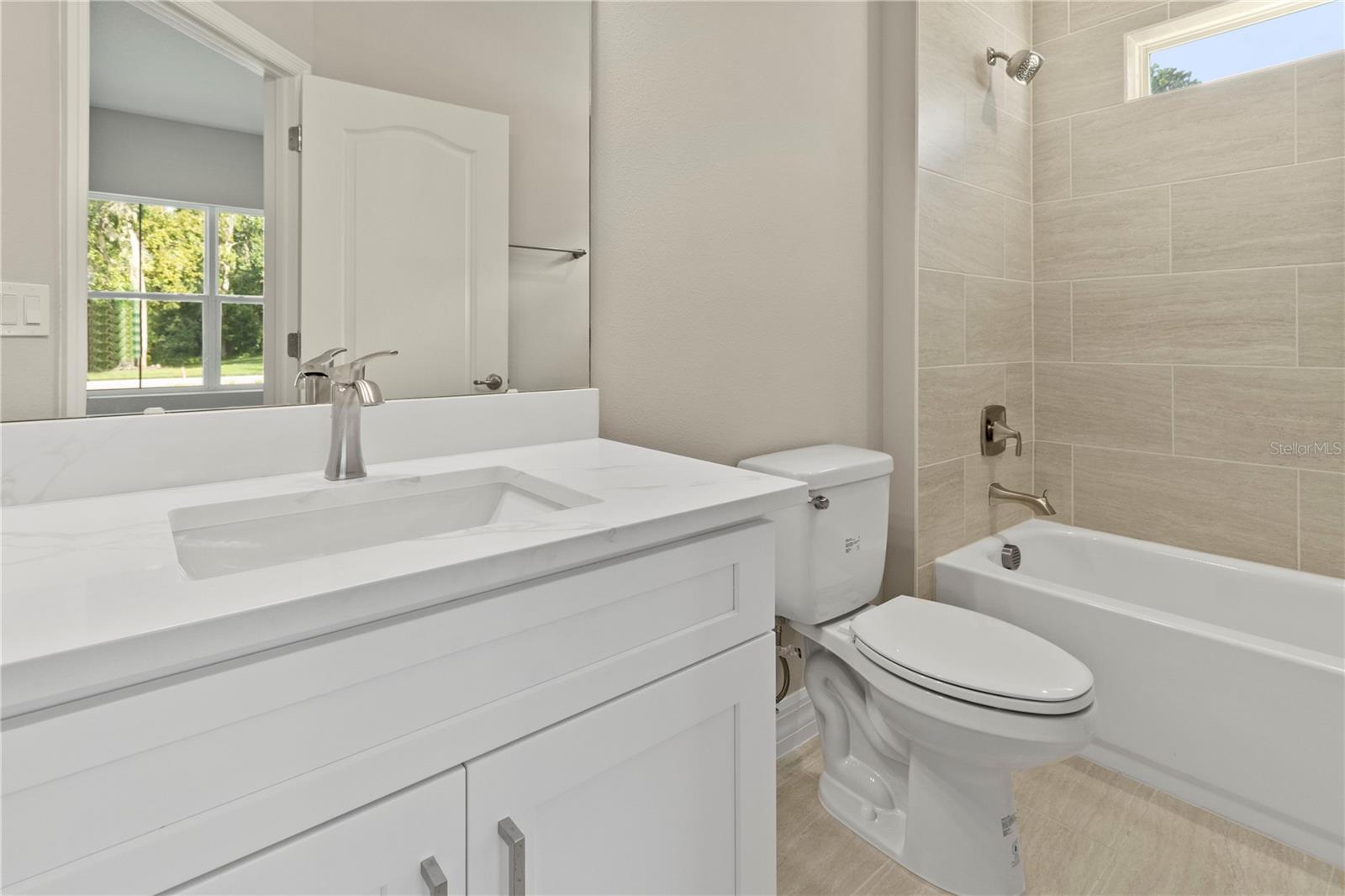 LEESBURG ARBORS LAKE HARRIS - Residential