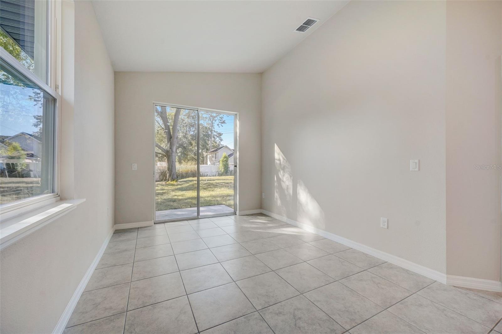 WHISPERING HILLS - Residential