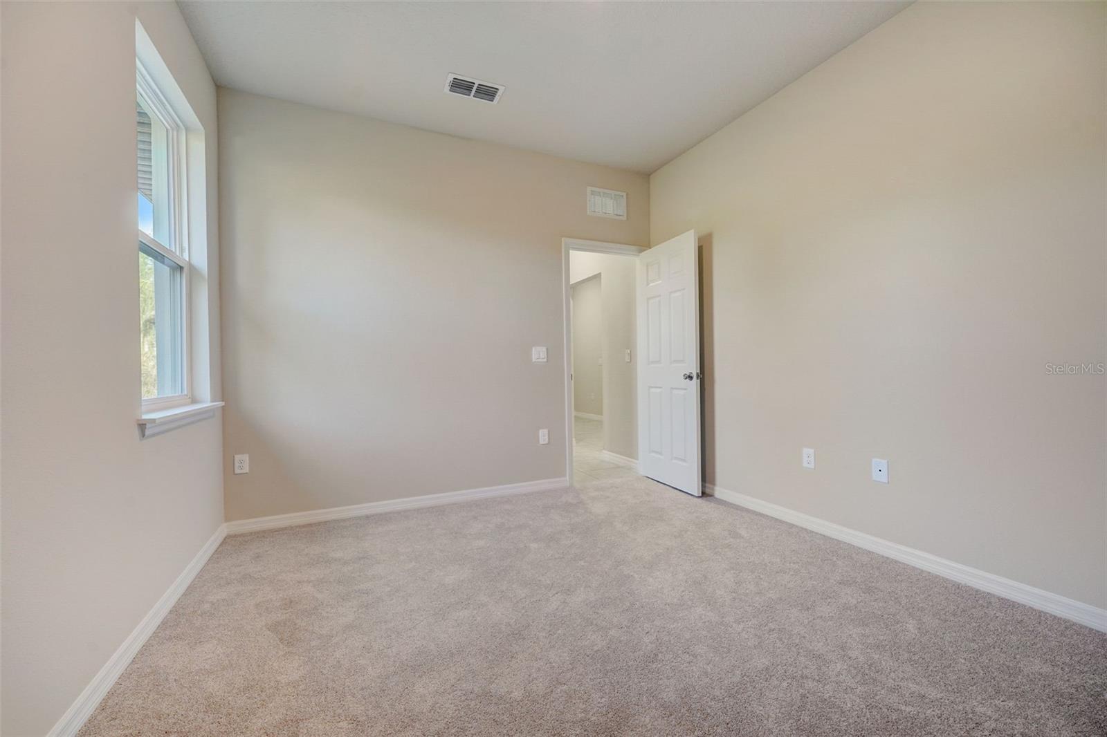 WHISPERING HILLS - Residential