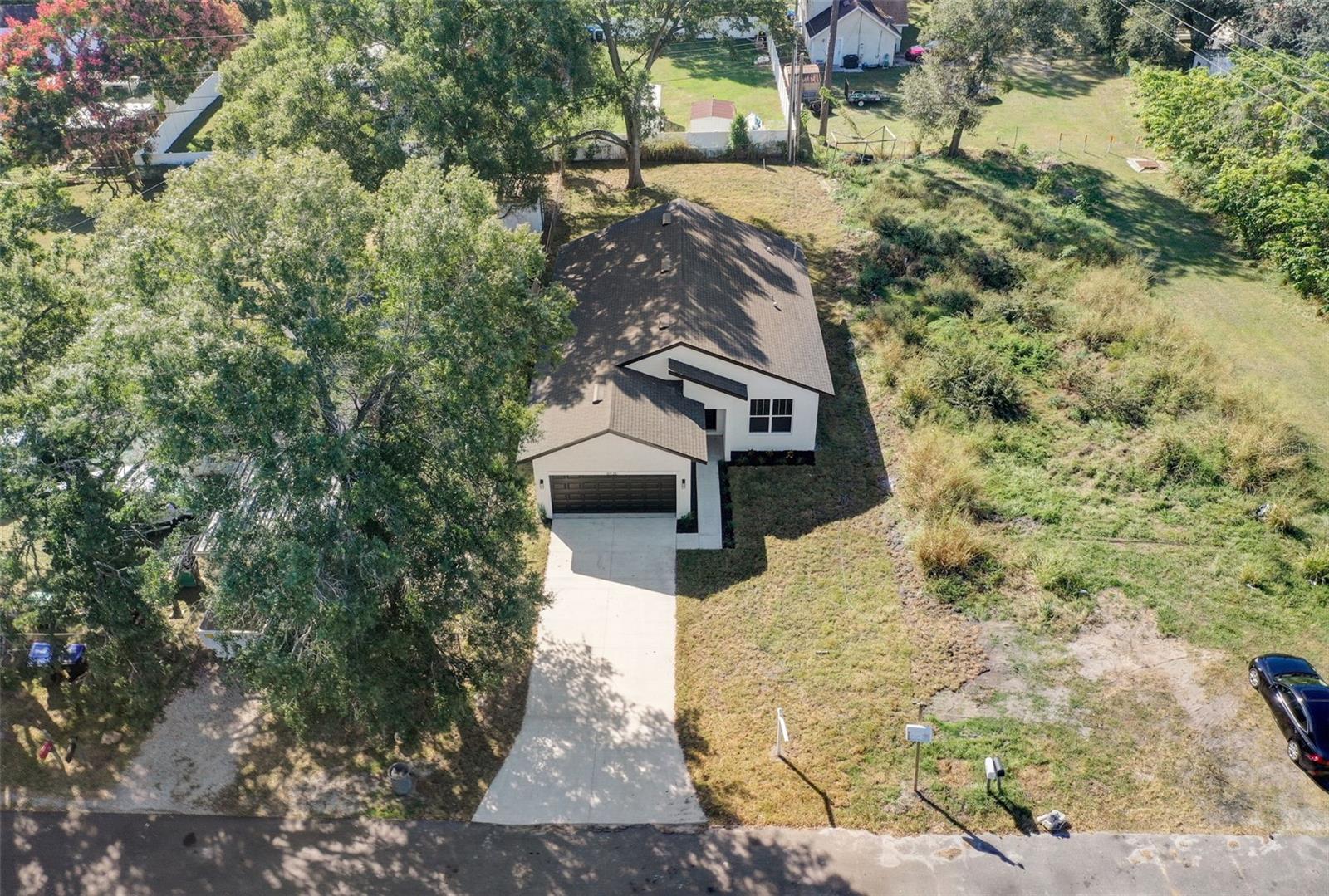 WHISPERING HILLS - Residential