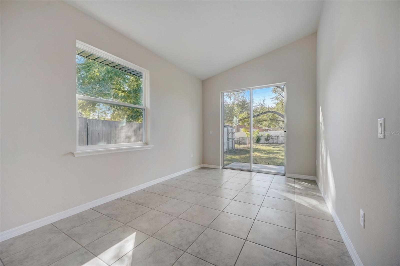 WHISPERING HILLS - Residential