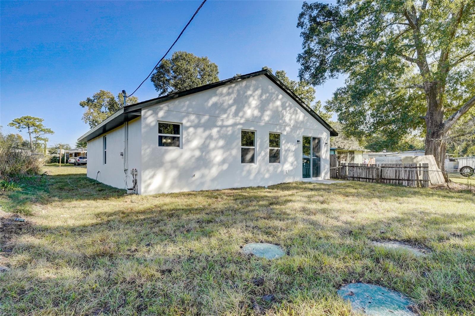 WHISPERING HILLS - Residential