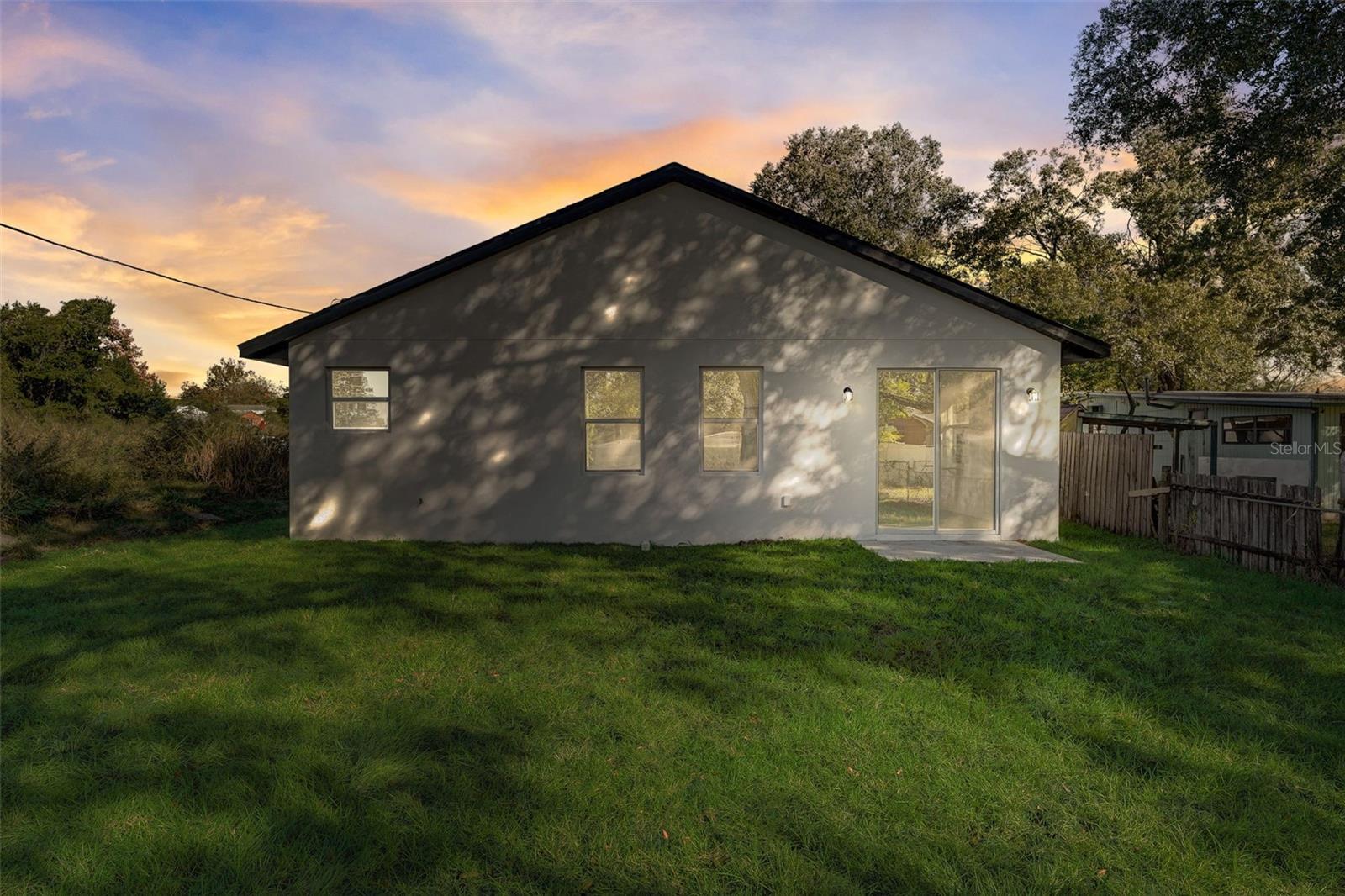 WHISPERING HILLS - Residential