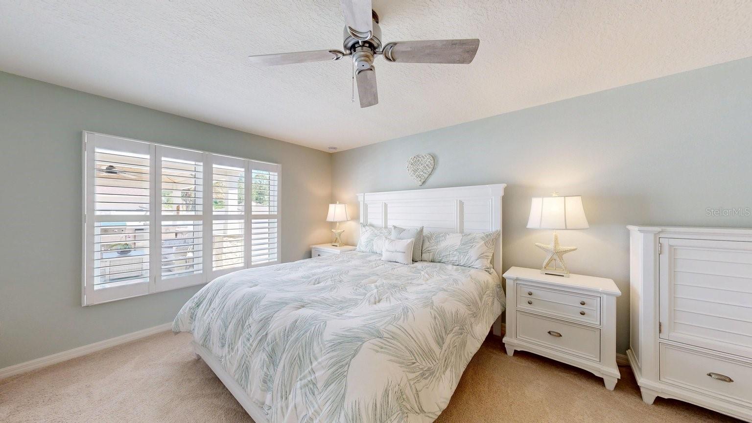 HIDDEN LAKES - Residential