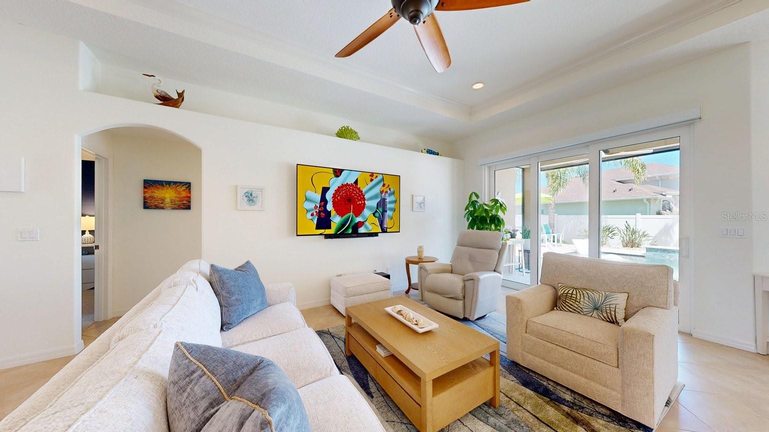 HIDDEN LAKES - Residential