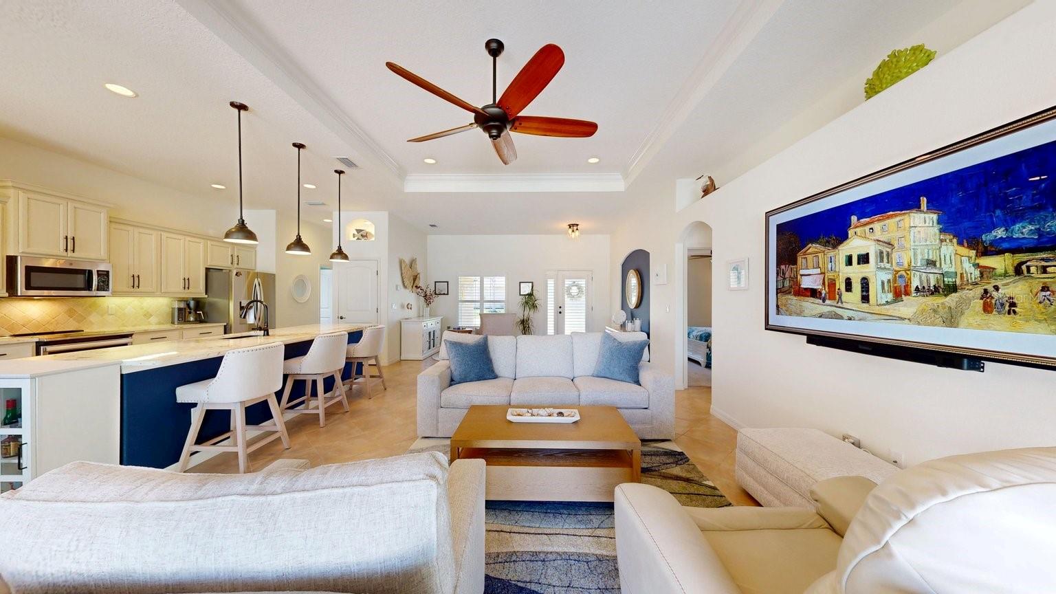 HIDDEN LAKES - Residential