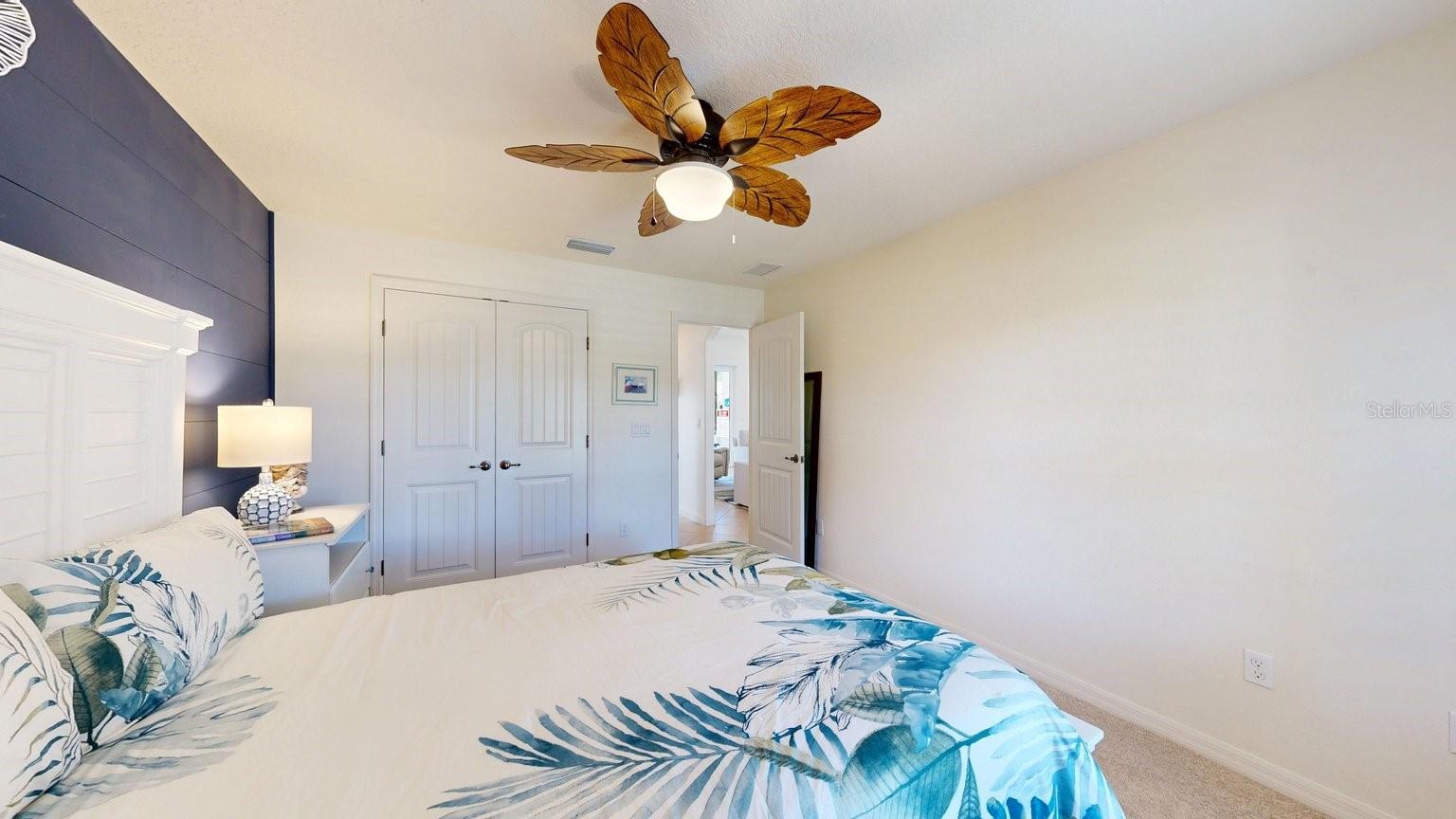 HIDDEN LAKES - Residential