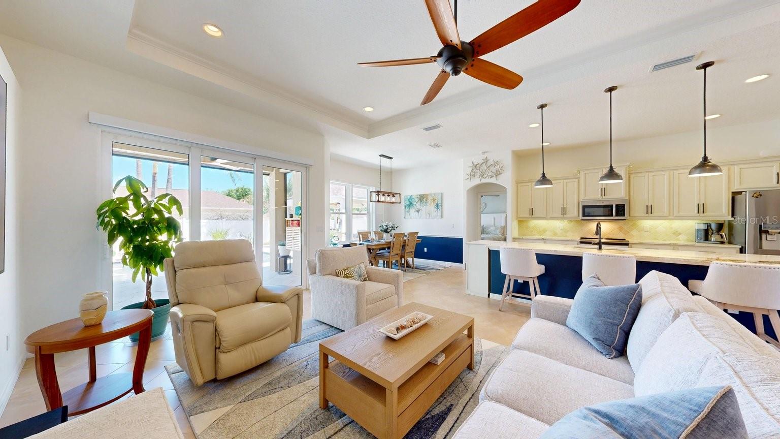 HIDDEN LAKES - Residential