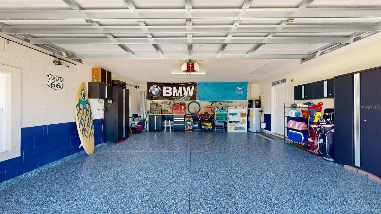 HIDDEN LAKES - Residential