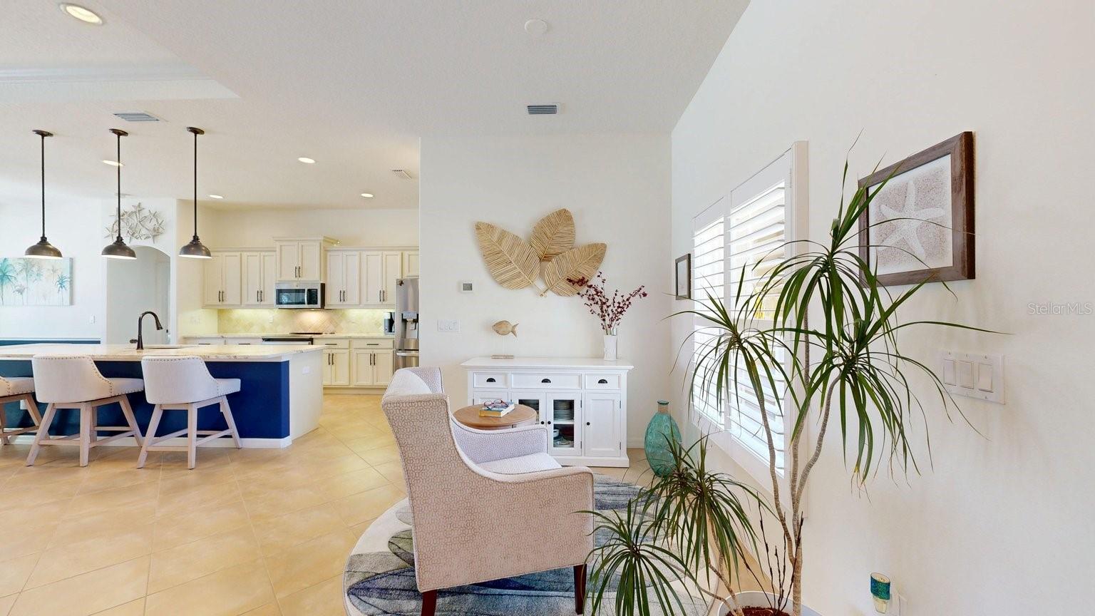 HIDDEN LAKES - Residential