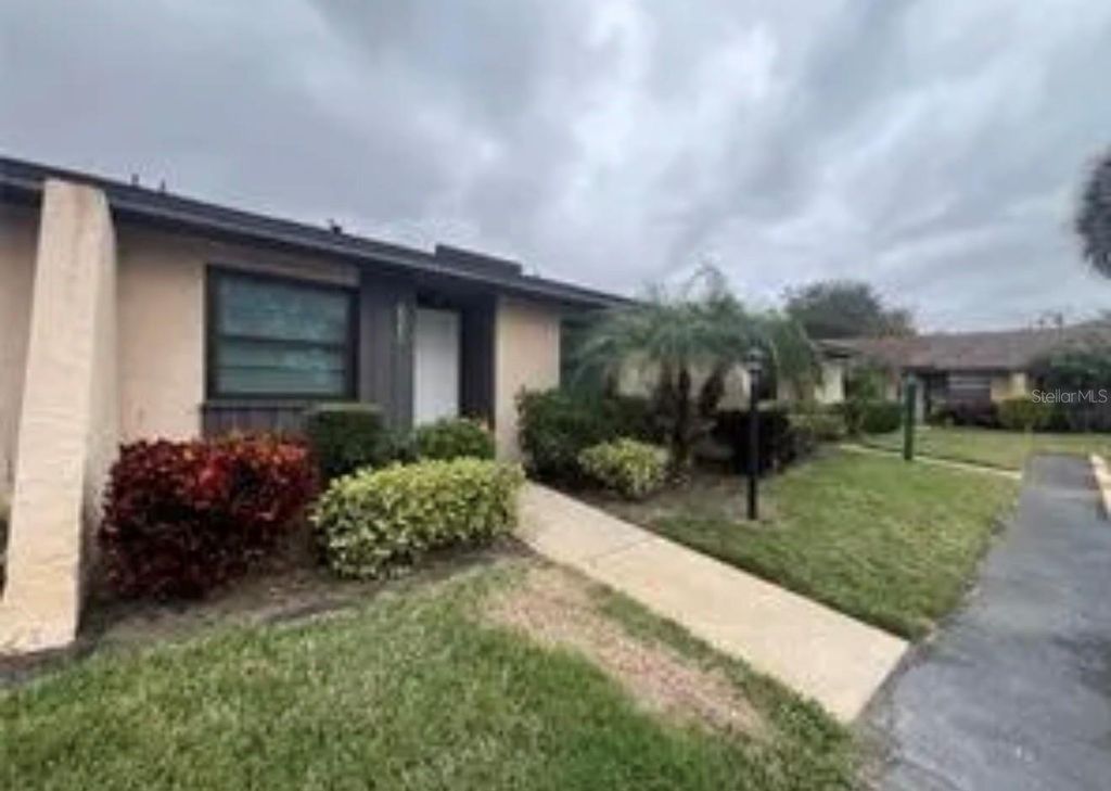 Photo of 2342 Barbados Court #7, Kissimmee, FL 34741 (MLS # S5145254)