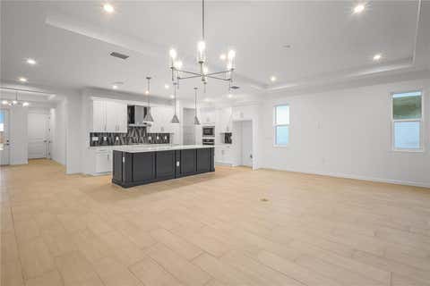Tiny photo for 1618 Bellagio Loop, Tavares, FL 32778 (MLS # W7887140)