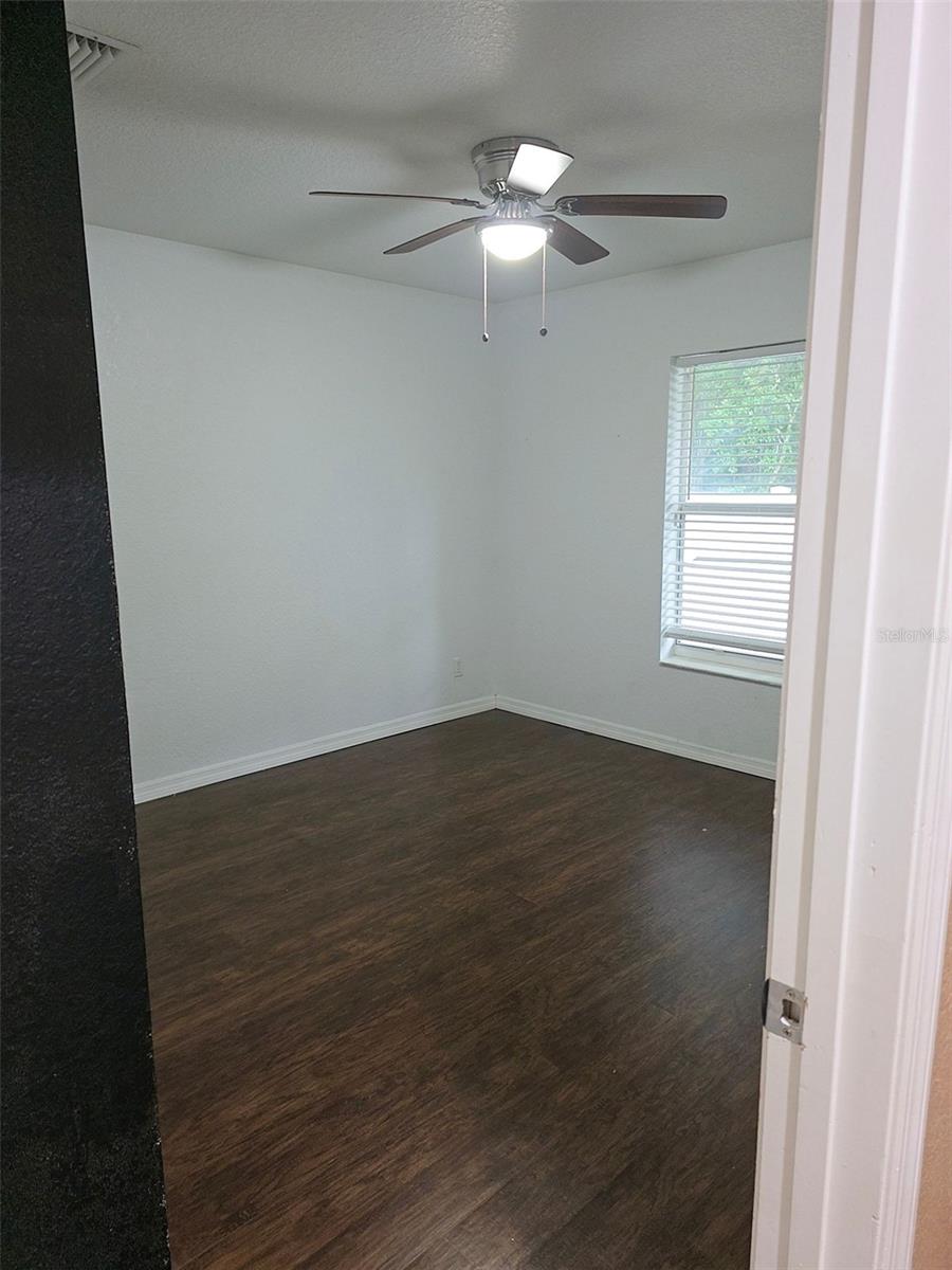 AVON PARK LAKES - Residential