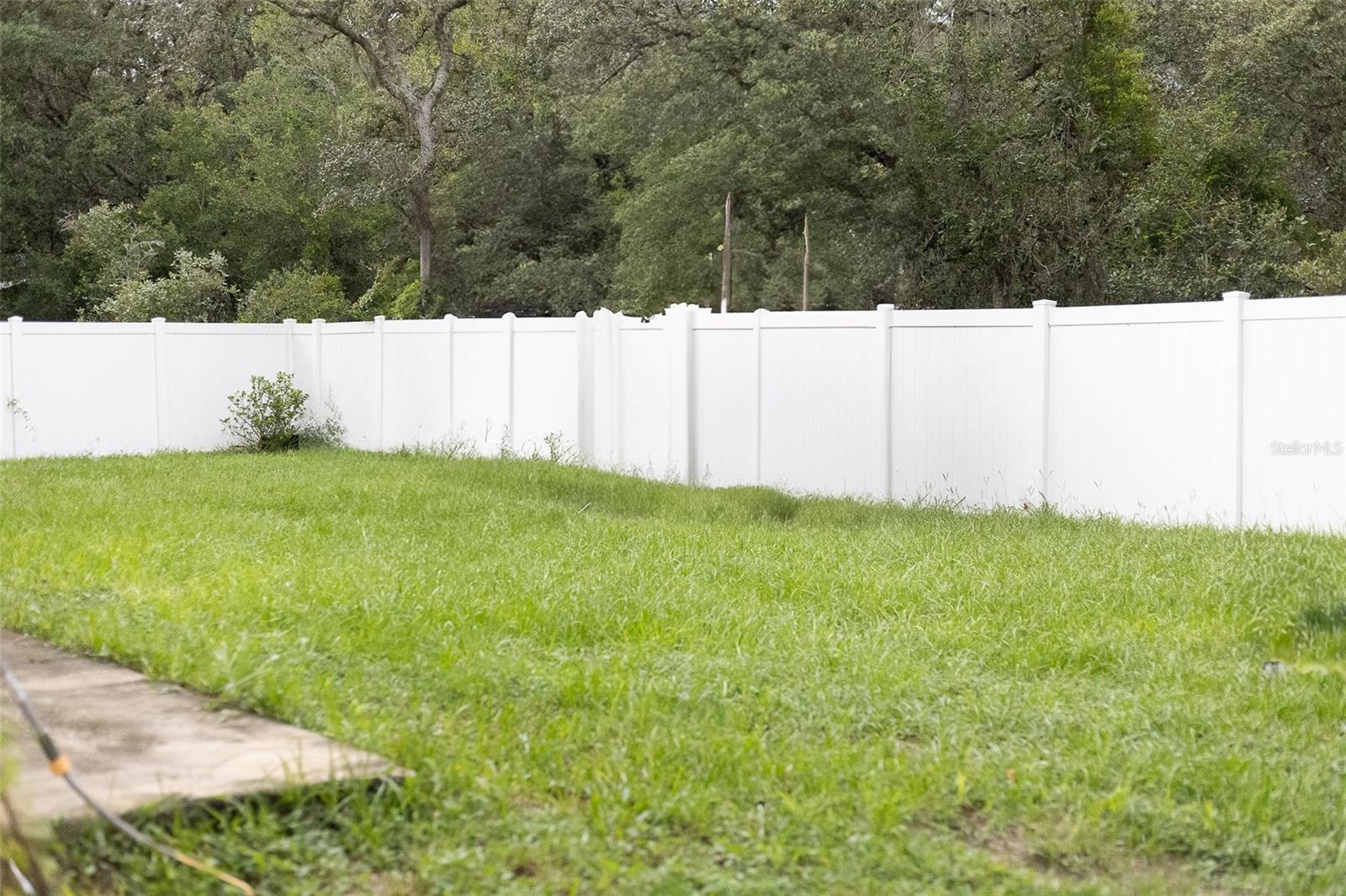 AVON PARK LAKES - Residential