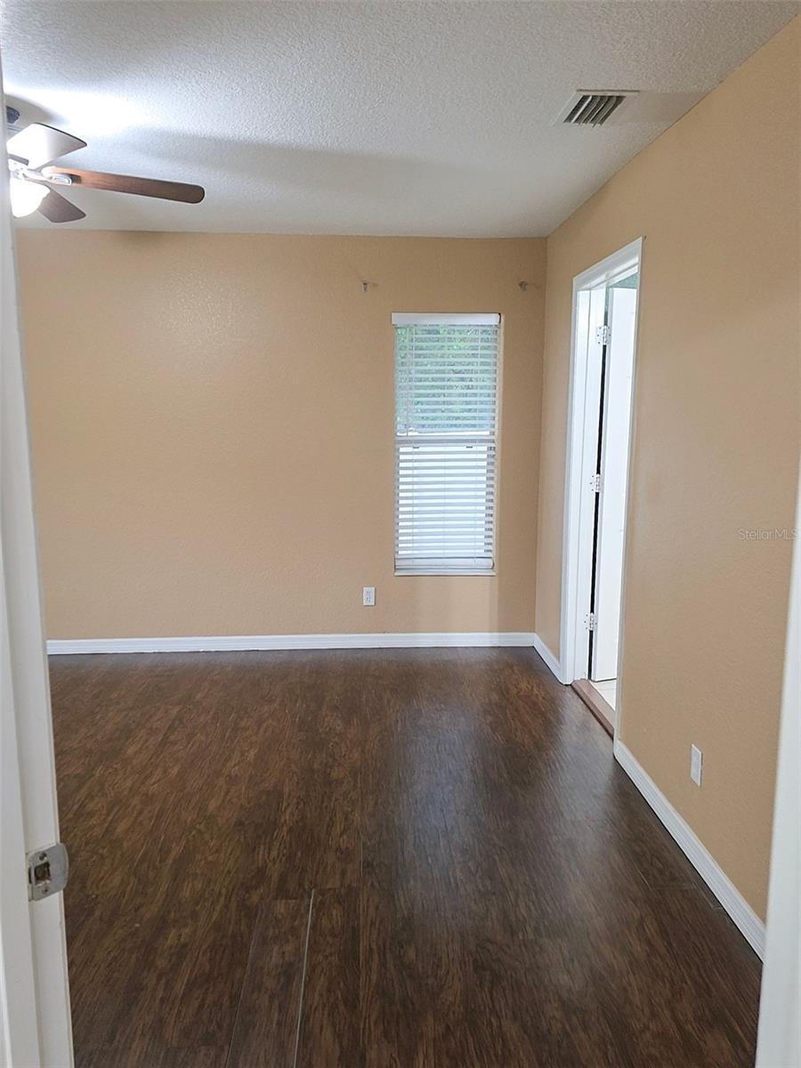 AVON PARK LAKES - Residential