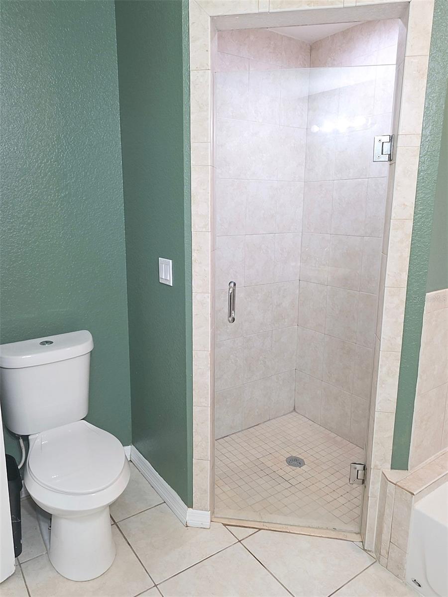 AVON PARK LAKES - Residential