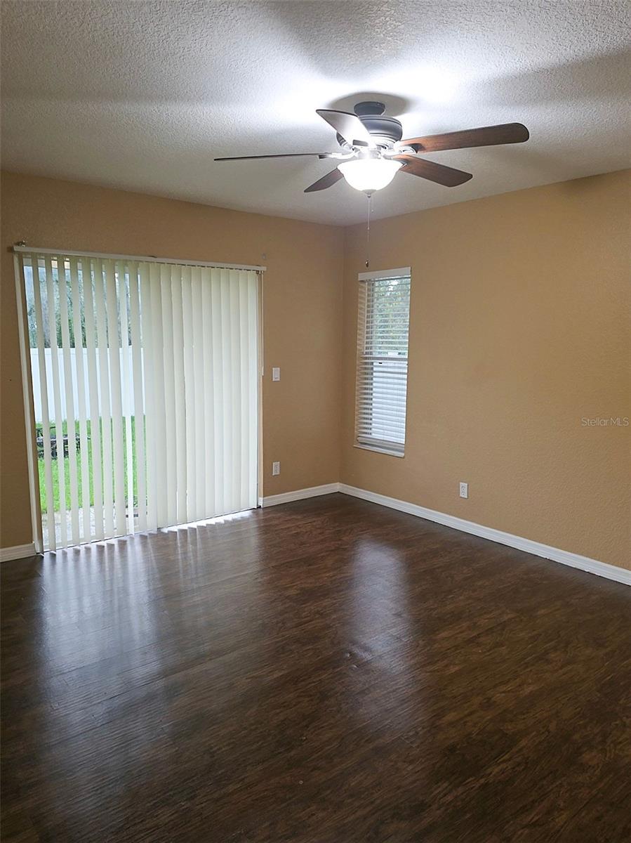 AVON PARK LAKES - Residential