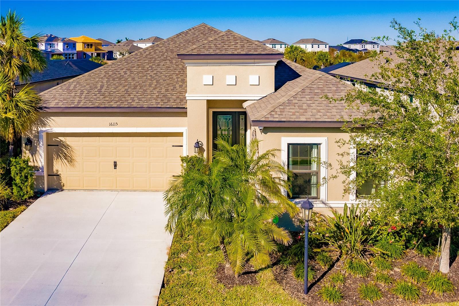 Embrace Florida Luxury in Park East at Azario.
Discover the epitome of Florida living in this stunning 4-bedroom, 3-bathroom single-family home nestled within the Park East at Azario community of Lakewood Ranch. This exquisite residence offers a private oasis with your own pool and outdoor kitchen, perfect for entertaining guests.
Immerse yourself in the community's resort-style amenities, including a sparkling pool, sand volleyball court, playground, dog park, tennis and basketball courts, and a sports field. Enjoy easy access to the PUBLIC golf course at Esplanade at Azario, top-rated schools: Gullett Elementary, Dr. Mona Jain Middle, and Lakewood Ranch High. This prime location offers convenient access to shopping, dining, medical facilities, and world-class beaches Ana Maria, Lido Key and Siesta Key. Explore the vibrant atmosphere of nearby Lakewood Ranch Main Street, Waterside, University Town Center, and downtown Sarasota.
This 2,419-square-foot home is ideal for families or those seeking a luxurious lifestyle. With its modern design, gourmet kitchen, and spacious layout, this move-in-ready home is a dream come true.
Don't miss this opportunity to live in one of Florida's most sought-after communities! Annual, seasonal, and monthly leases available.
May - September ($5,500) - Off Season
October and November ($6,500) - Low Season
December - April ($9,000) - High/ Peak Season
Annual Turnkey available - call for terms!