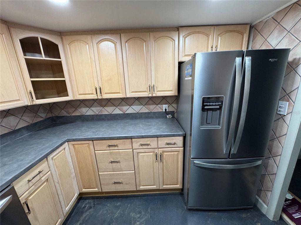 Photo of 400 E Colonial Drive #108, Orlando, FL 32803 (MLS # O6411191)