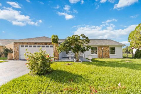 Photo of 371 Buttonwood Drive, Kissimmee, FL 34743 (MLS # S5133492)