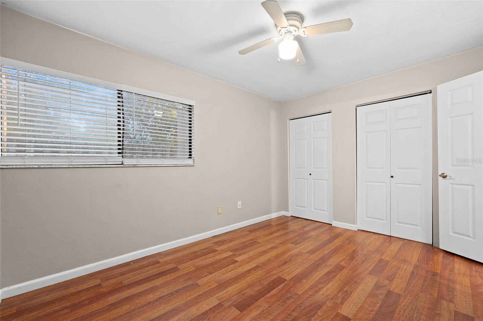 GRANTWOOD CONDO PH I - Residential