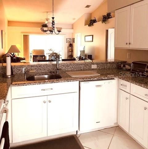 STONEYBROOK VERANDA GREENS NORTH 1 - Residential Lease
