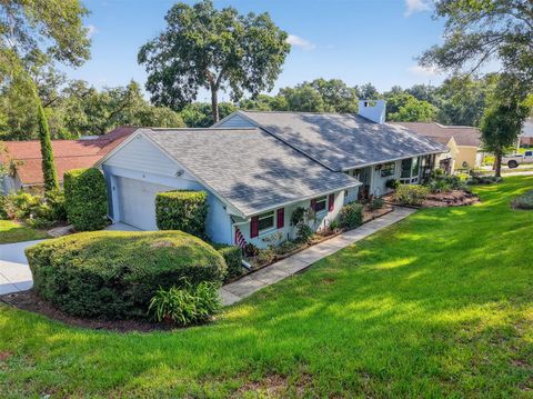 Photo of 58 Townhill Drive, Eustis, FL 32726 (MLS # G5096186) Photo of 58 Townhill Drive, Eustis, FL 32726 (MLS # G5096186)