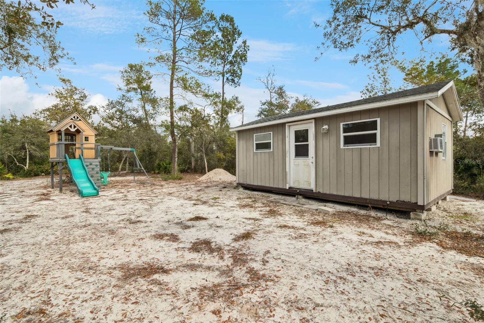 SEMINOLE ESTATES - Land