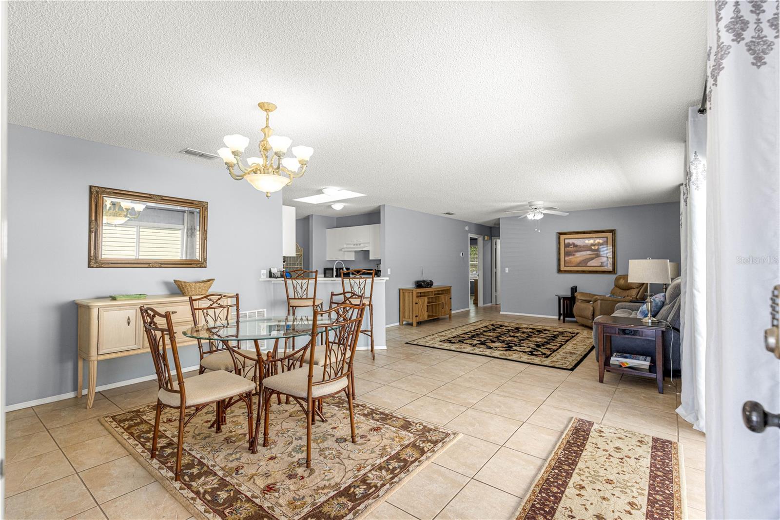 2140 ESTEVEZ DRIVE