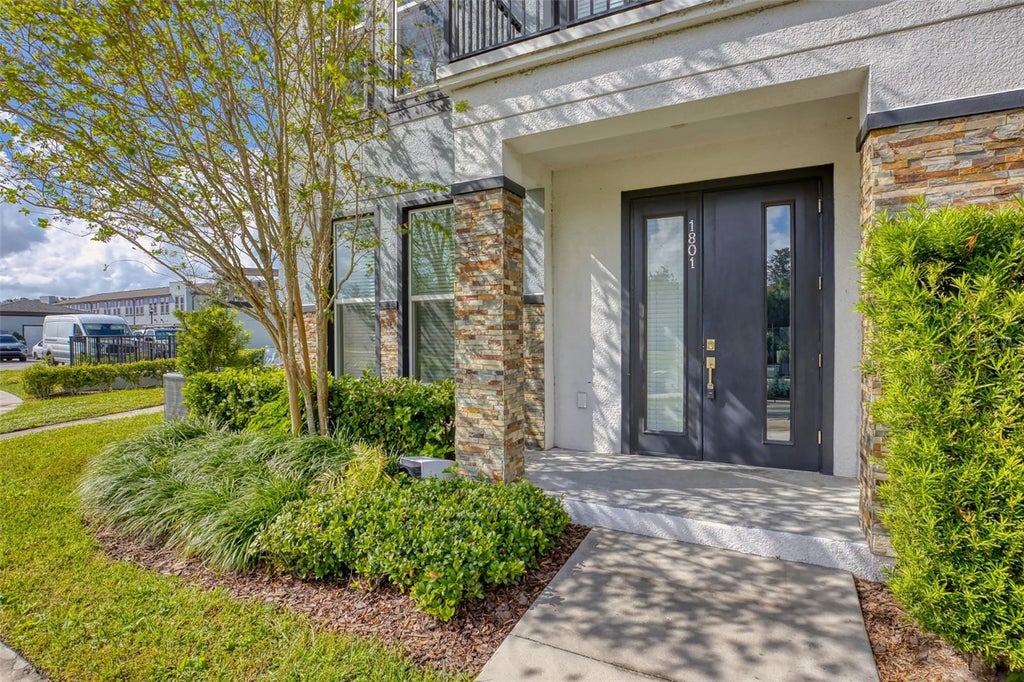 Photo of 1801 Houston Street, Kissimmee, FL 34743 (MLS # S5158807)