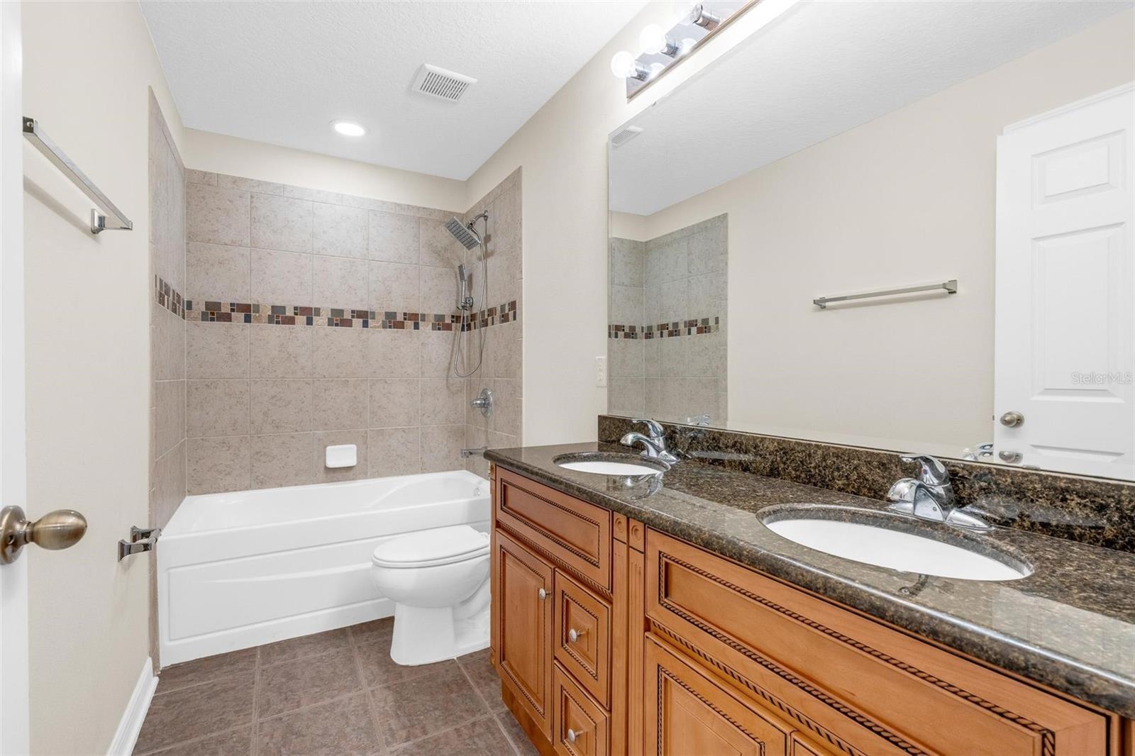 ARBOR RIDGE PH 1 - Residential