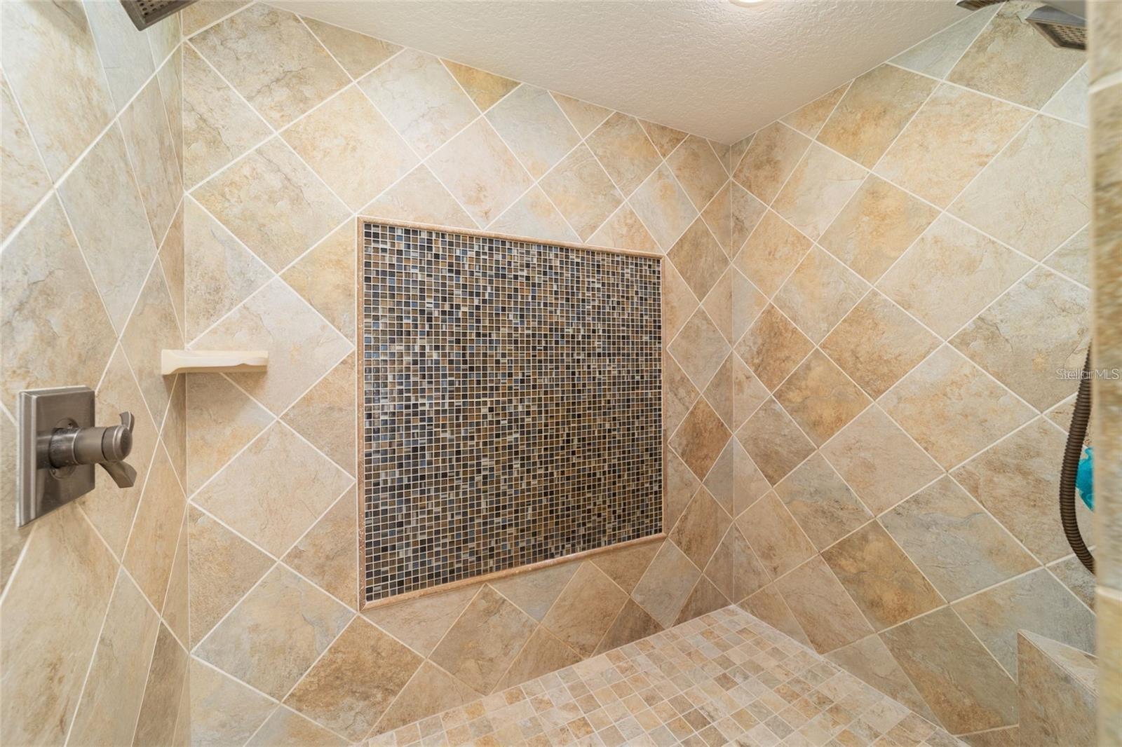 SILVER SPGS SHORES - Residential Lease