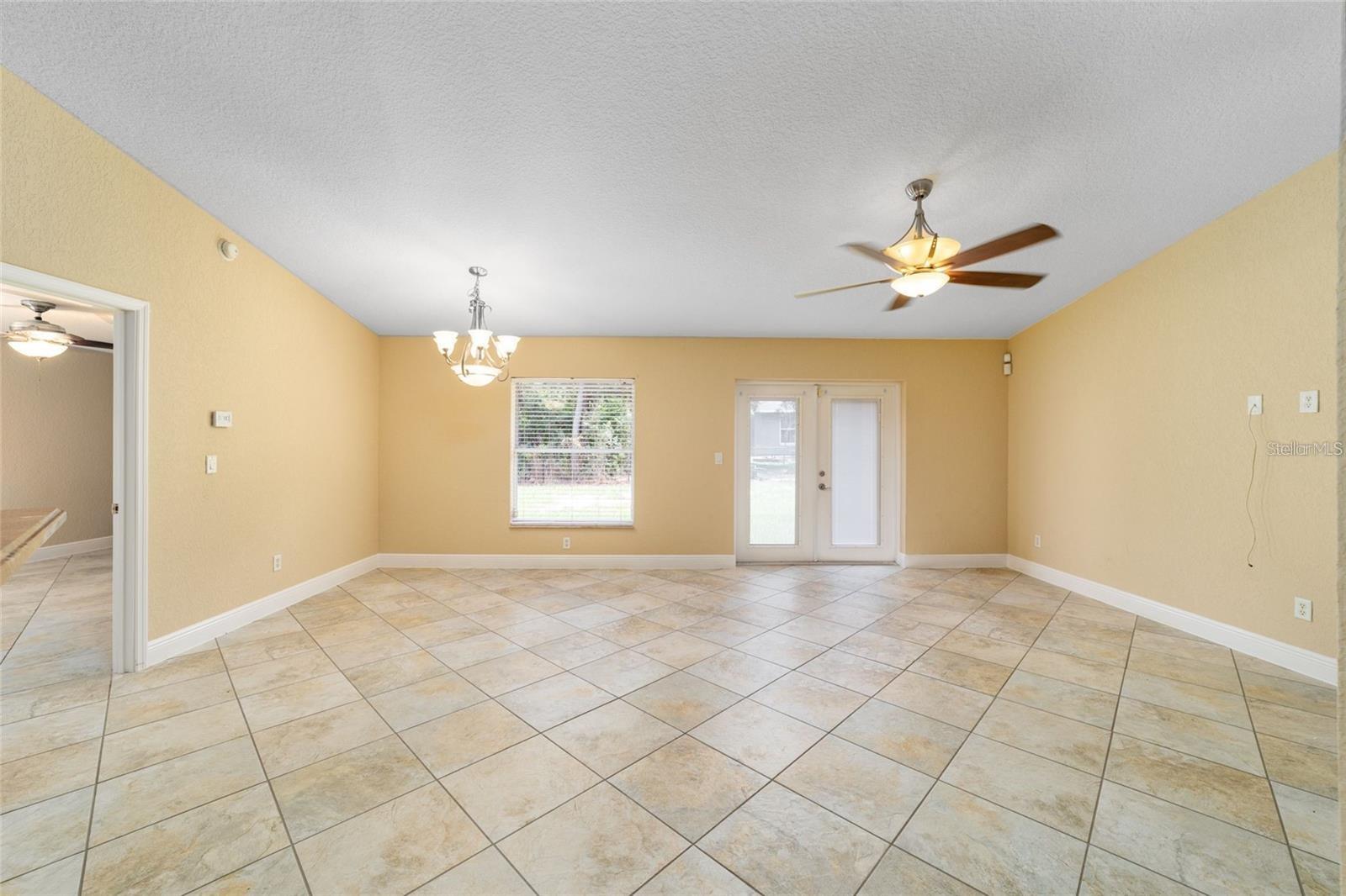 SILVER SPGS SHORES - Residential Lease