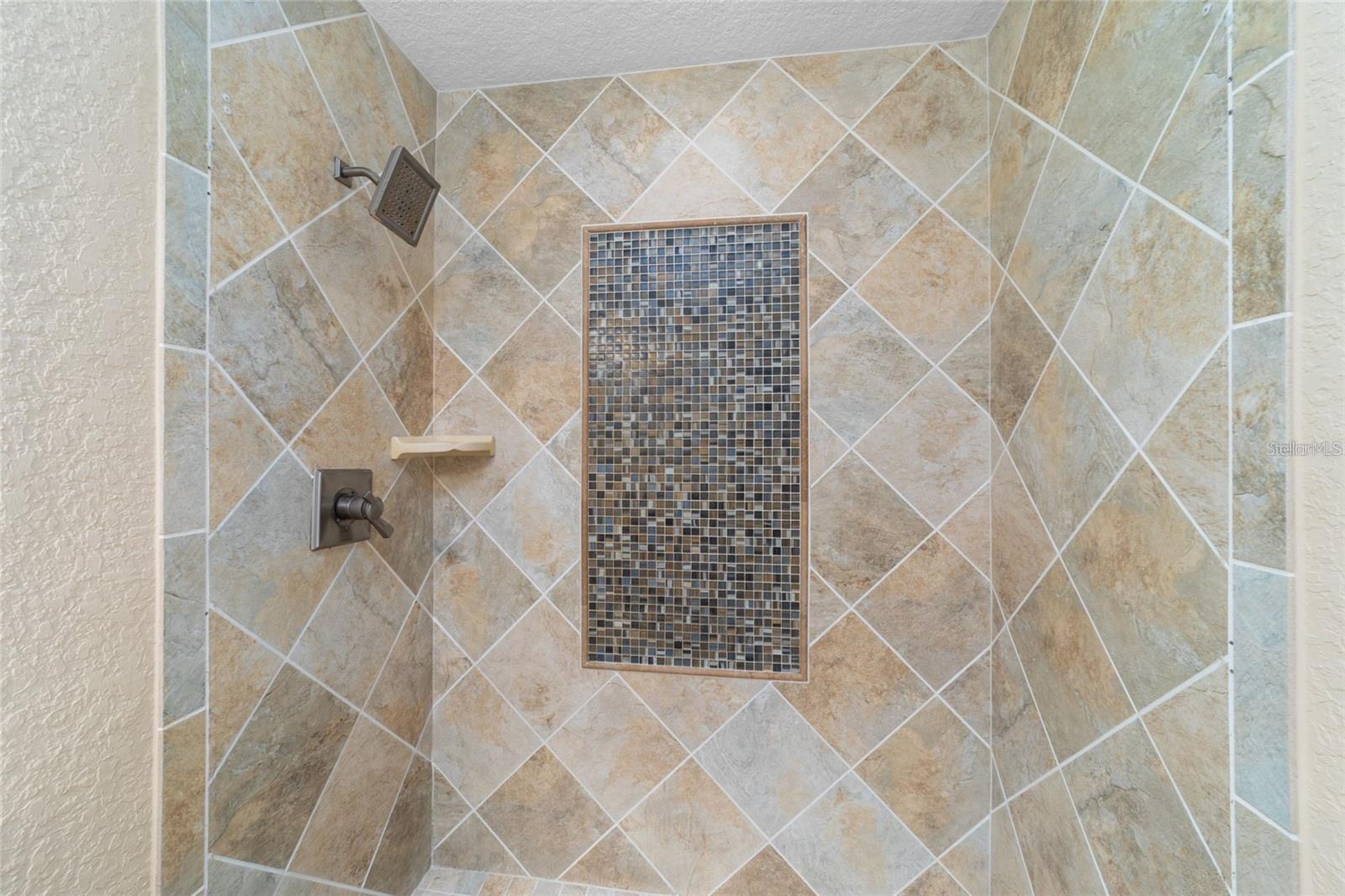 SILVER SPGS SHORES - Residential Lease