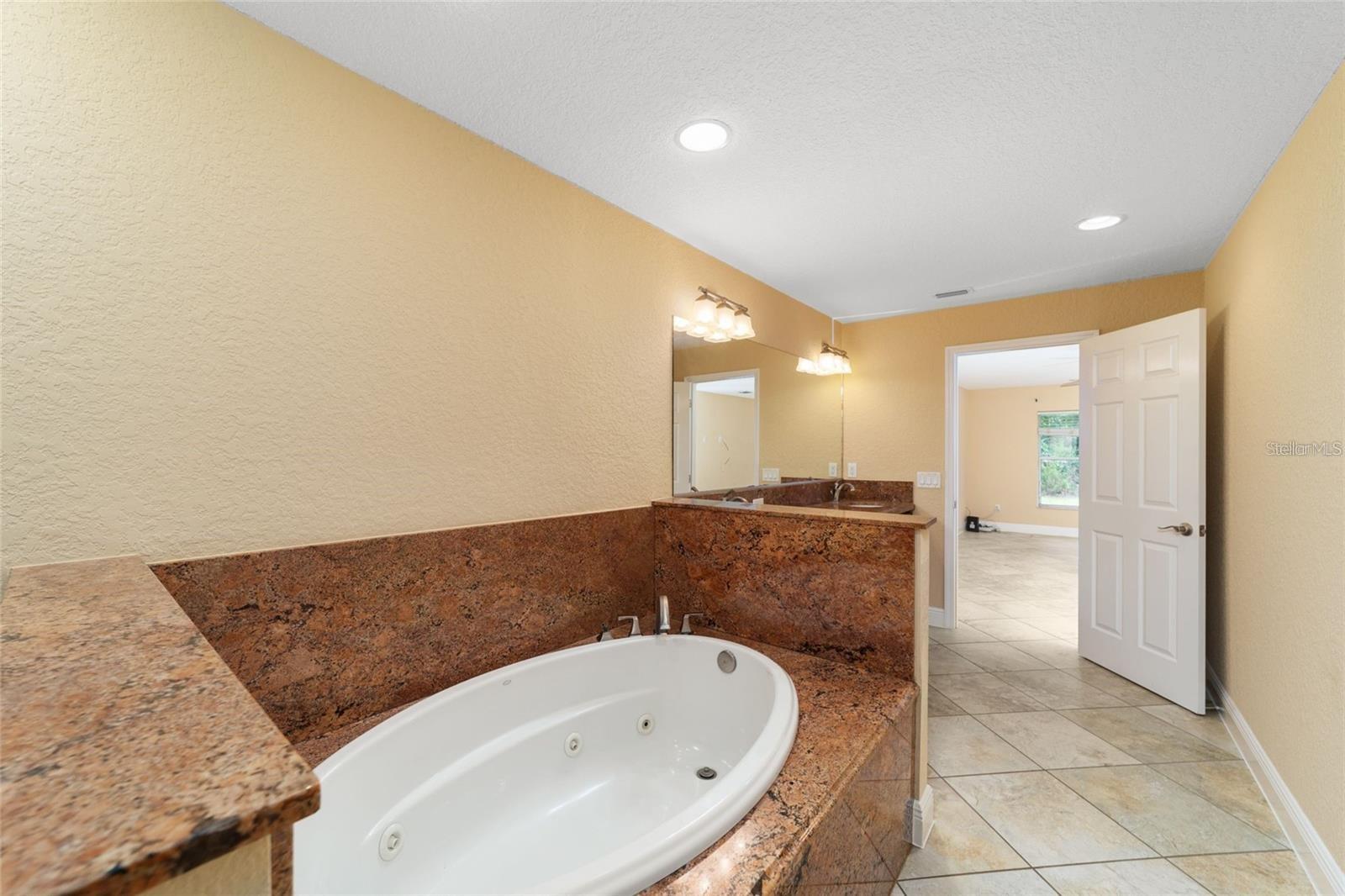 SILVER SPGS SHORES - Residential Lease