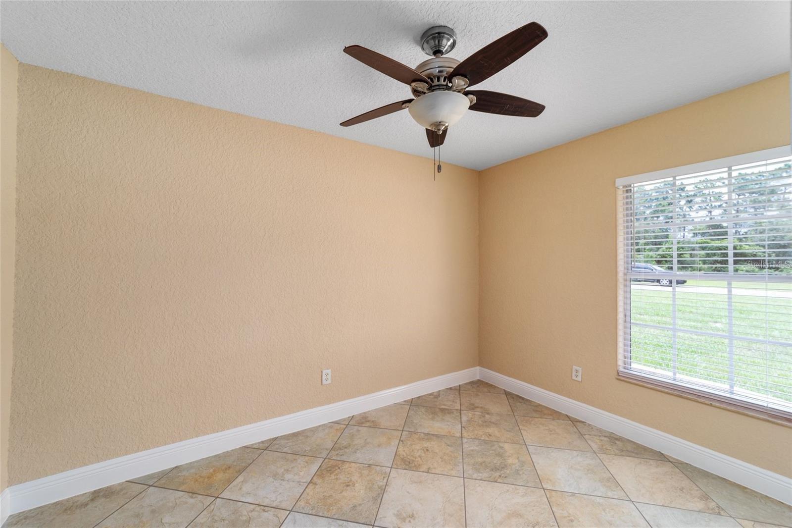 SILVER SPGS SHORES - Residential Lease