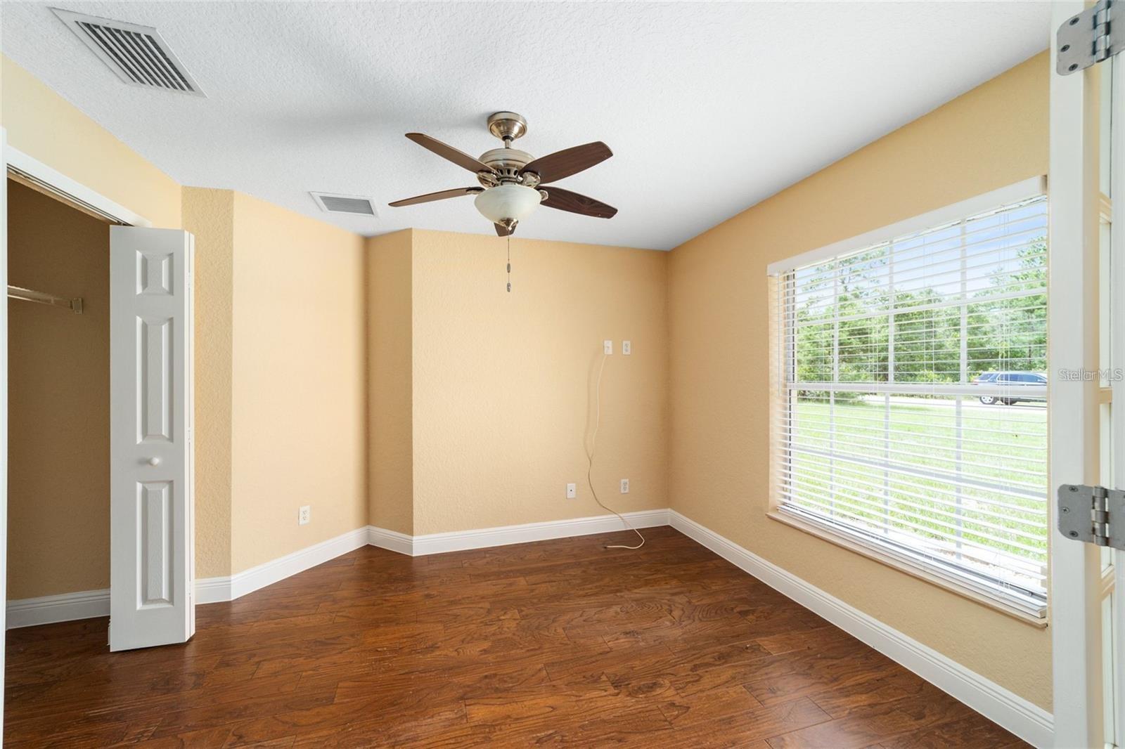 SILVER SPGS SHORES - Residential Lease