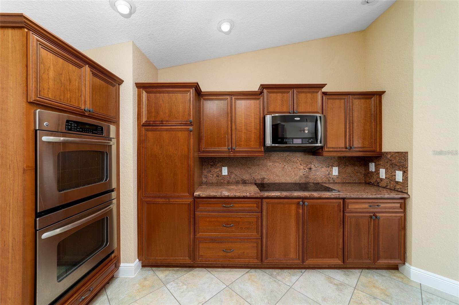 SILVER SPGS SHORES - Residential Lease