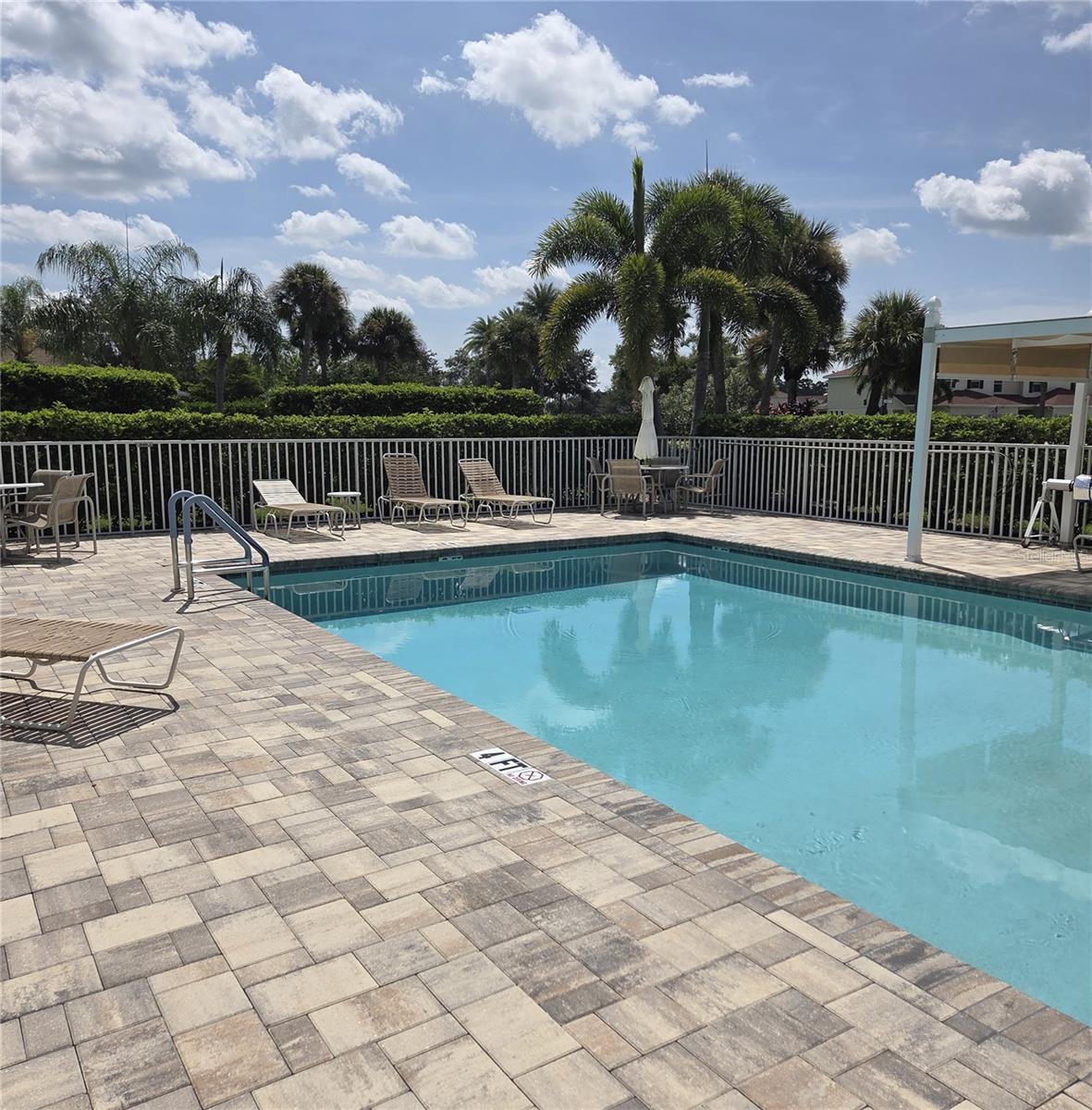 LAKESIDE PLANTATION - Residential