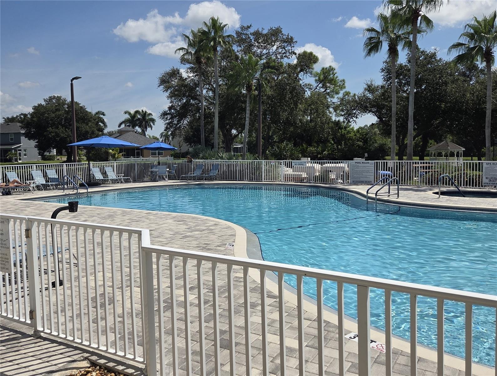 LAKESIDE PLANTATION - Residential