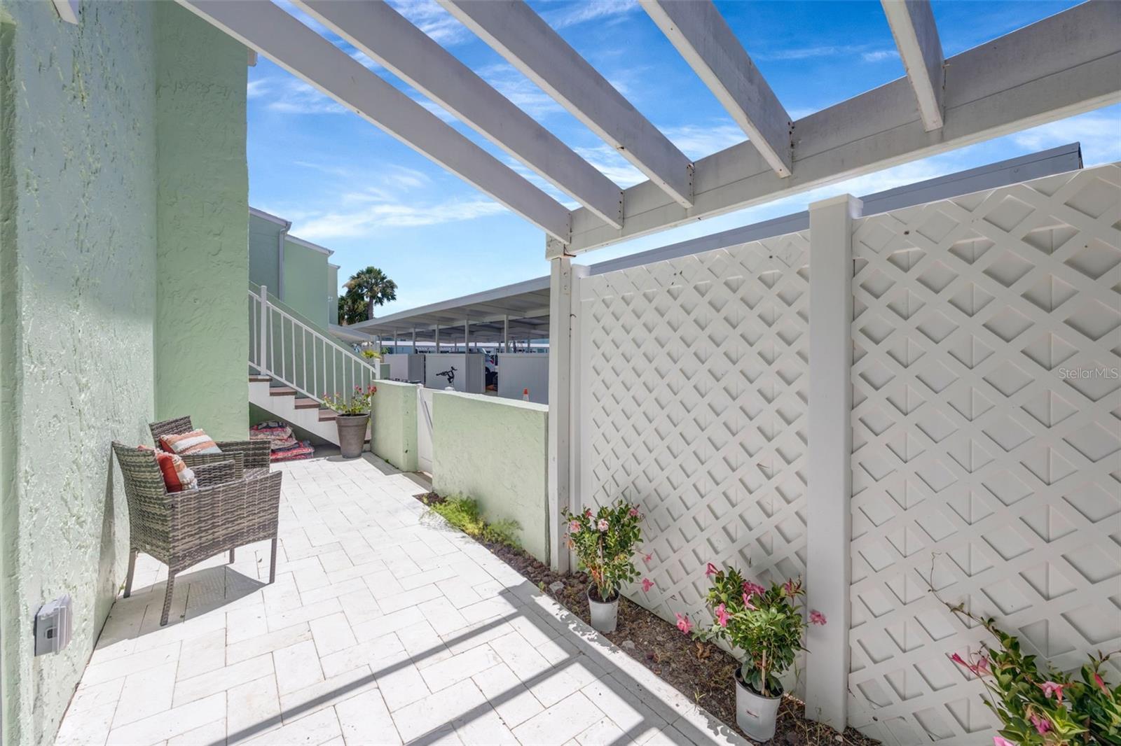1 WINDRUSH BOULEVARD 37