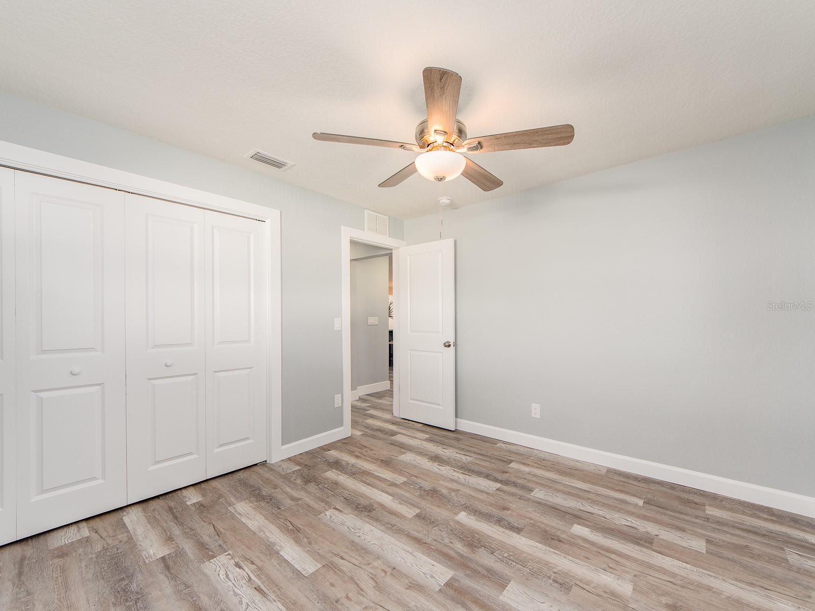 COLONIAL WOODLAND SUB - Residential