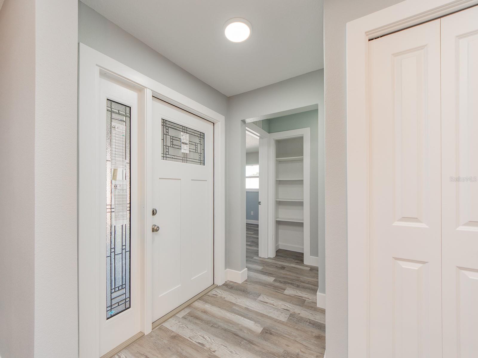 COLONIAL WOODLAND SUB - Residential