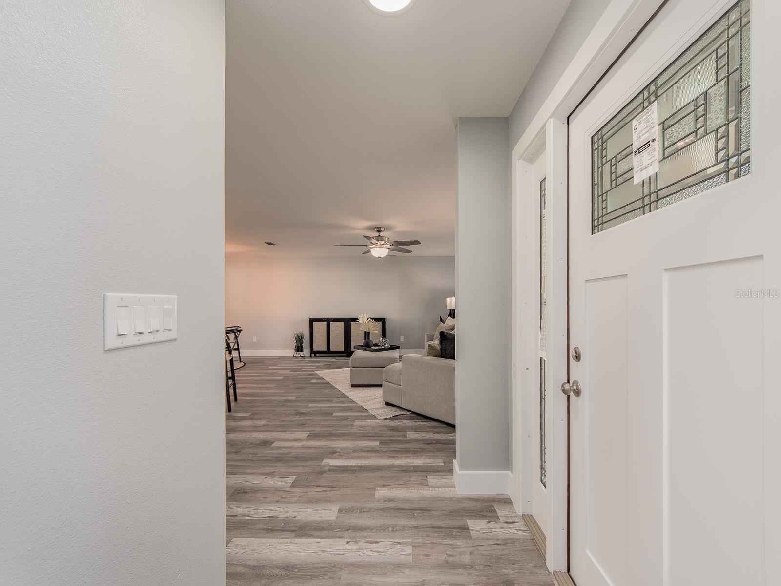 COLONIAL WOODLAND SUB - Residential