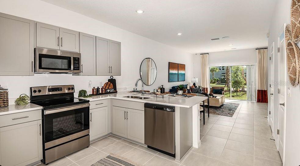 THE TOWNS AT FIRETHORN - Residential