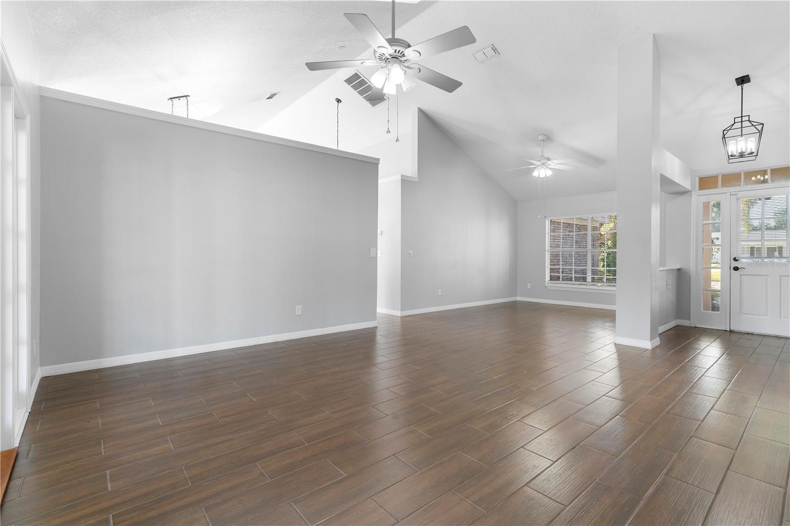 ERROL ESTATE - Residential