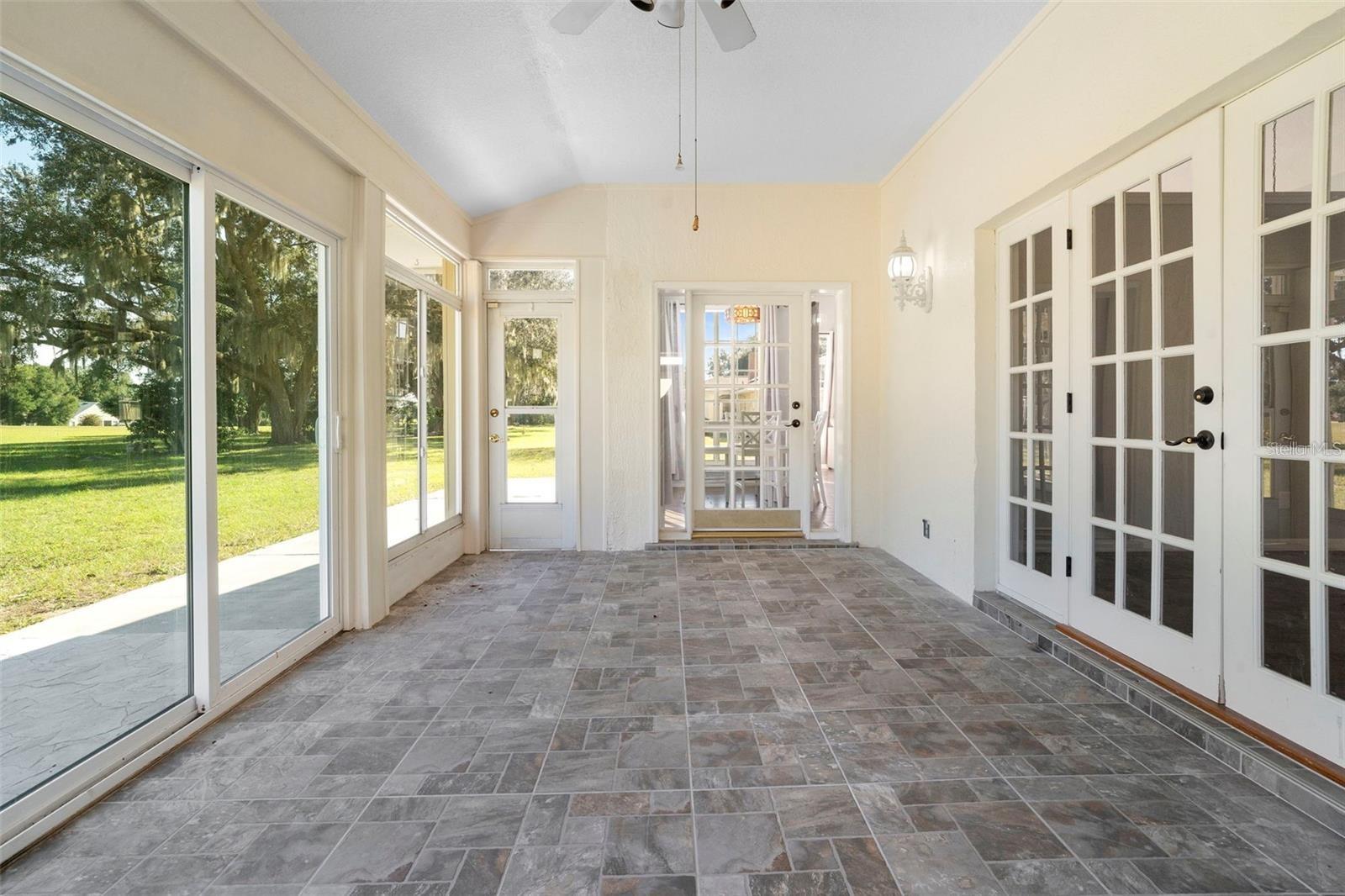 ERROL ESTATE - Residential