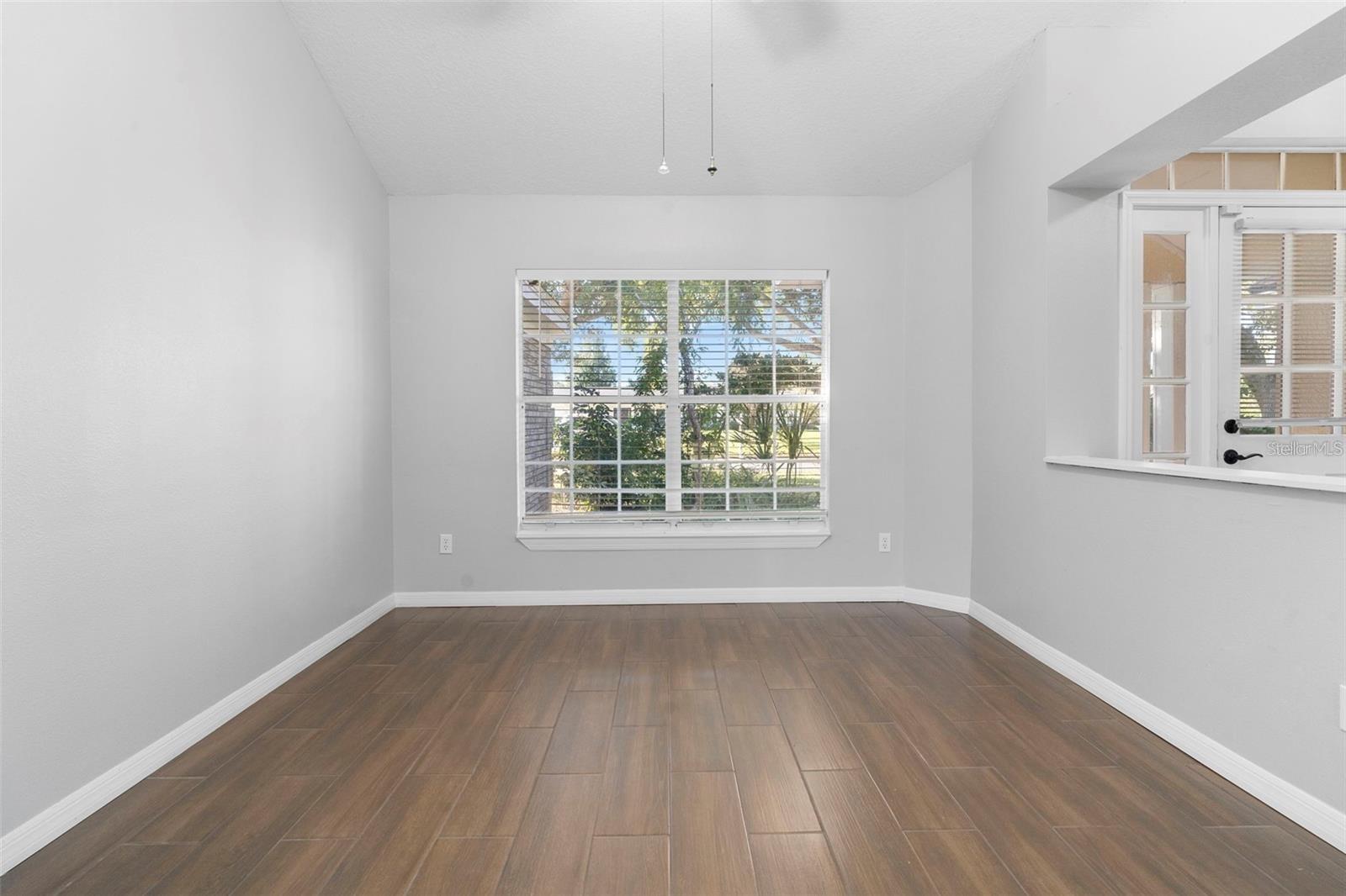 ERROL ESTATE - Residential