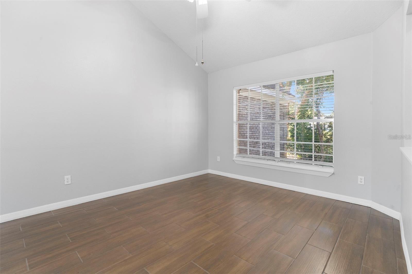 ERROL ESTATE - Residential